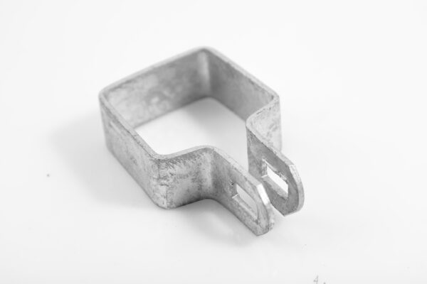 Galvanized Bracket End 76x27x8mm Slot
